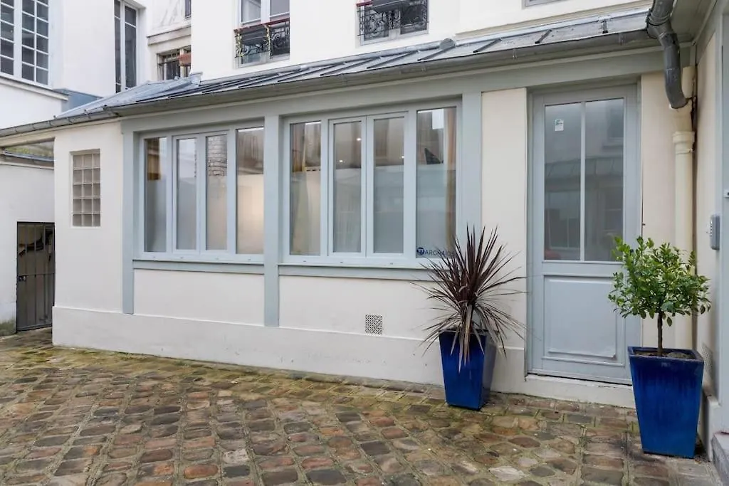 Typical Parisian Studio In Le Marais#4 Pers France